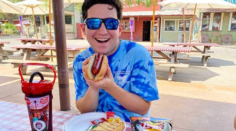 food near knottʼs berry farm
