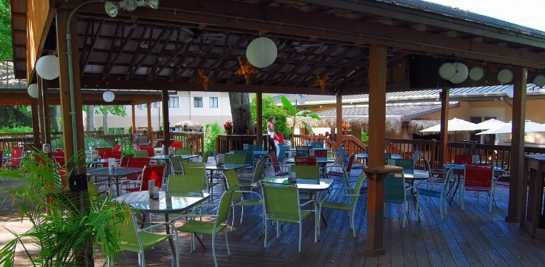 luau restaurant near me