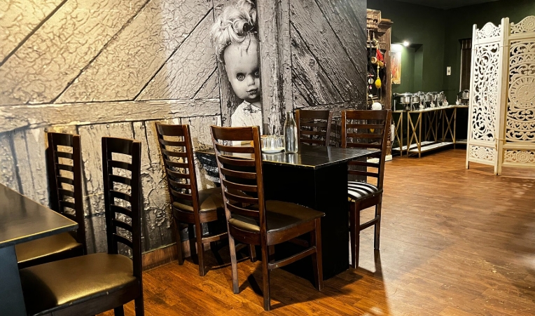 haunted theme restaurant