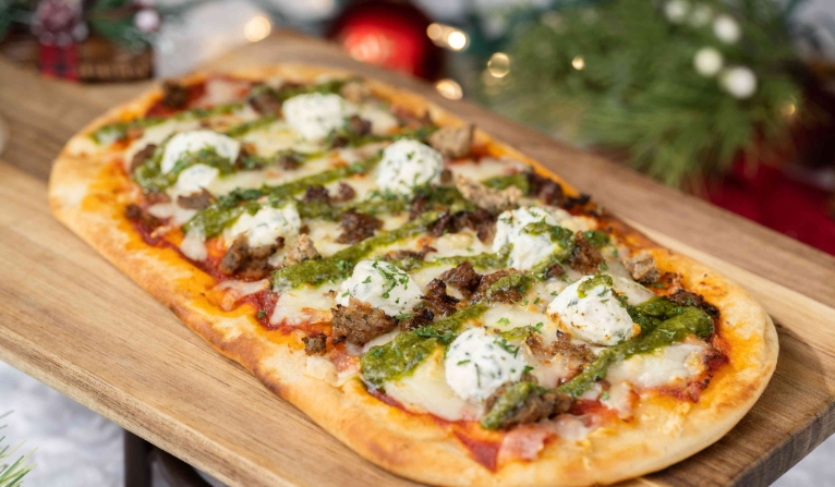 magic kingdom pizza