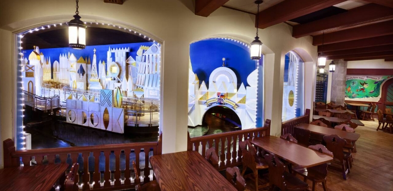 magic kingdom pinocchio village haus