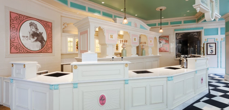 magic kingdom plaza restaurant