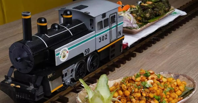platform 65 the train theme restaurant