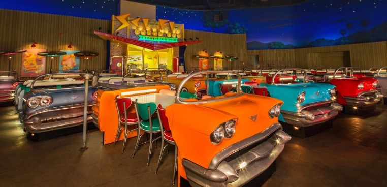 sci fi restaurant hollywood studios