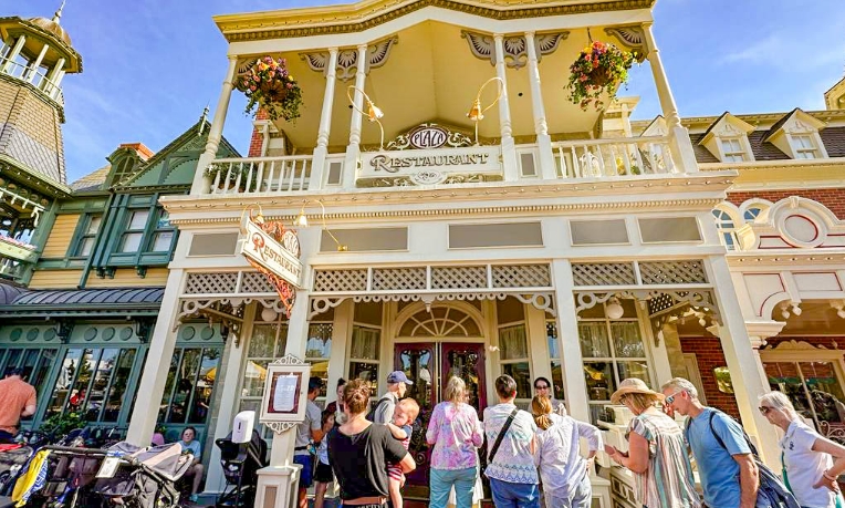 plaza magic kingdom