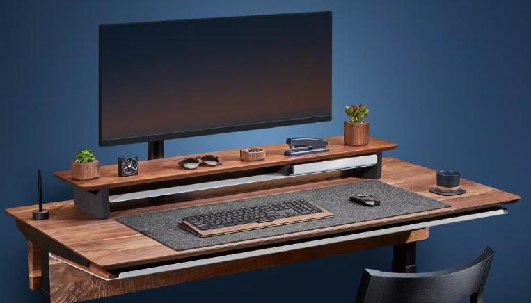 Space-Saving Minimalist Study Desks with Storage