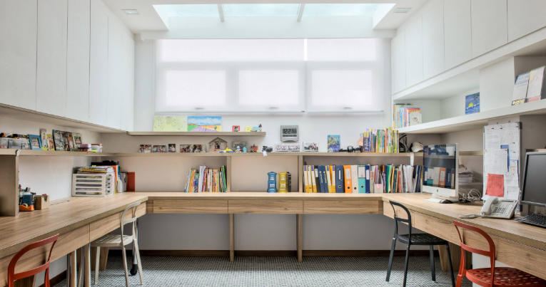 Minimalist Study Room for Teenagers