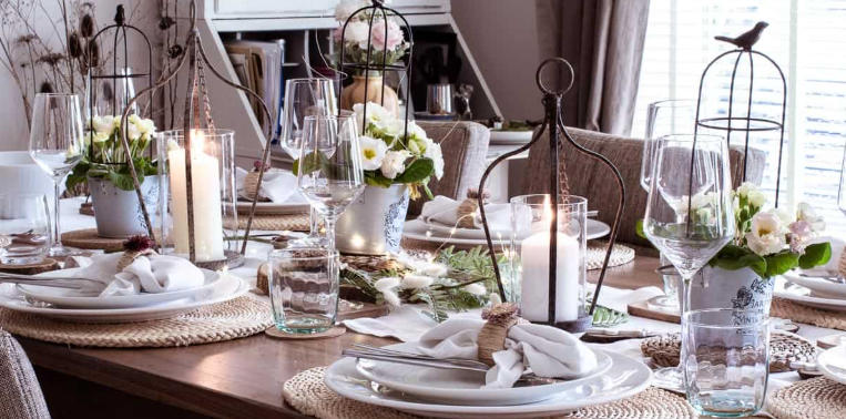 Rustic White Entryway Table Ideas for Bright Spaces