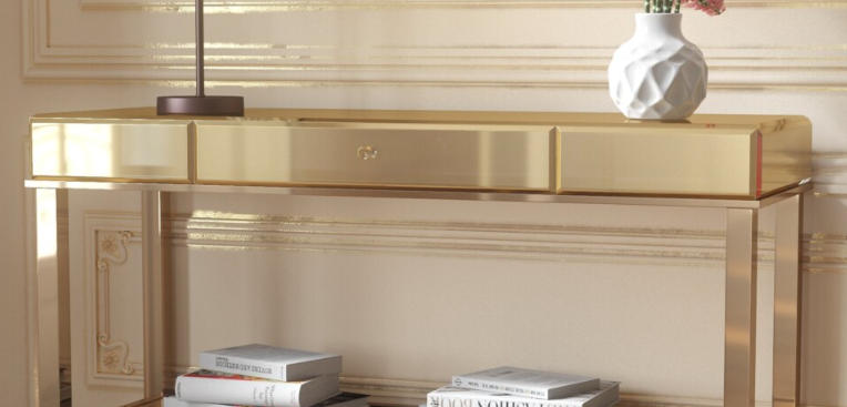 Distressed Entryway Table Inspirations