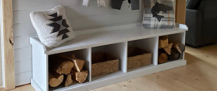 Small Rustic Entryway Benches for Tight Spaces