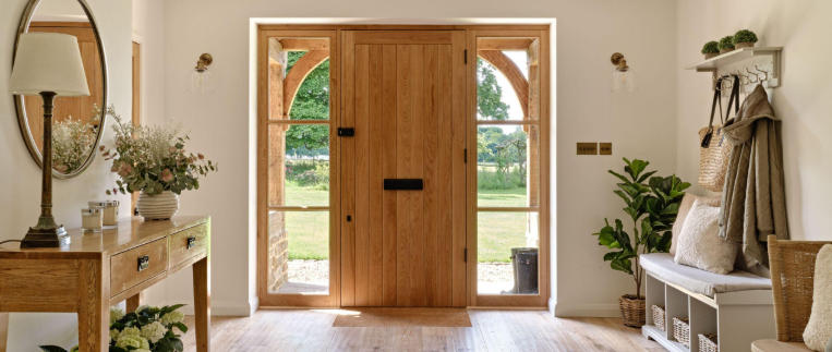 Distressed White Wood Console Tables That Brighten Spaces
