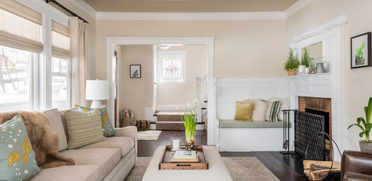 Cozy Entryway Decor Featuring Soft Cushioned Seating