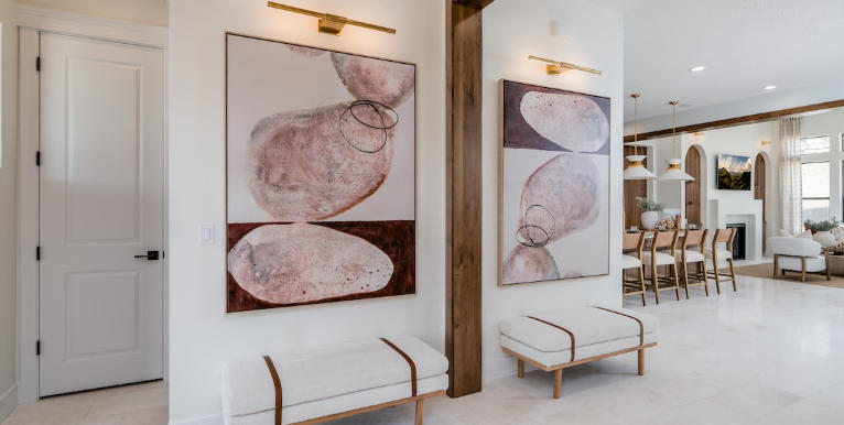 Warm Entryway Decor with Earthy Accents