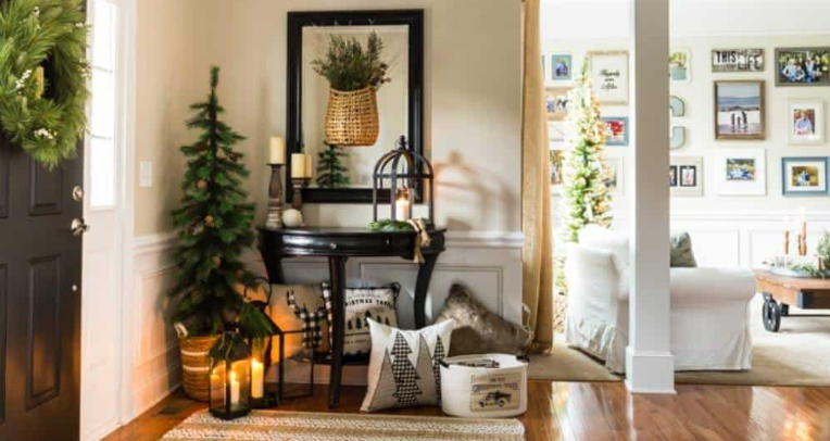 How to Make a Small Entryway Feel Warm and Cozy