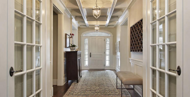 Cozy Entryway Decor with Handmade Accessories