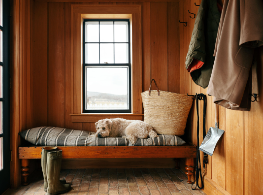 Warm Entryway Ideas Using Natural Materials