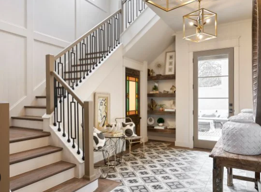 How to Decorate a Cozy Entryway with Soft Pastels