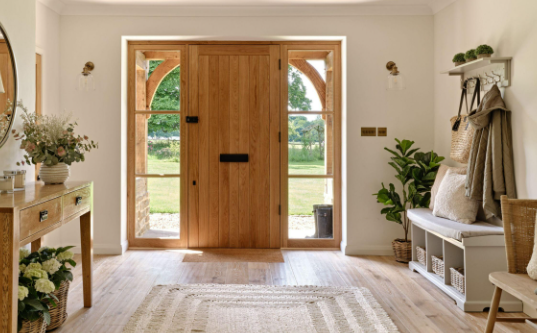 How to Add Welcoming Scents to a Cozy Entryway